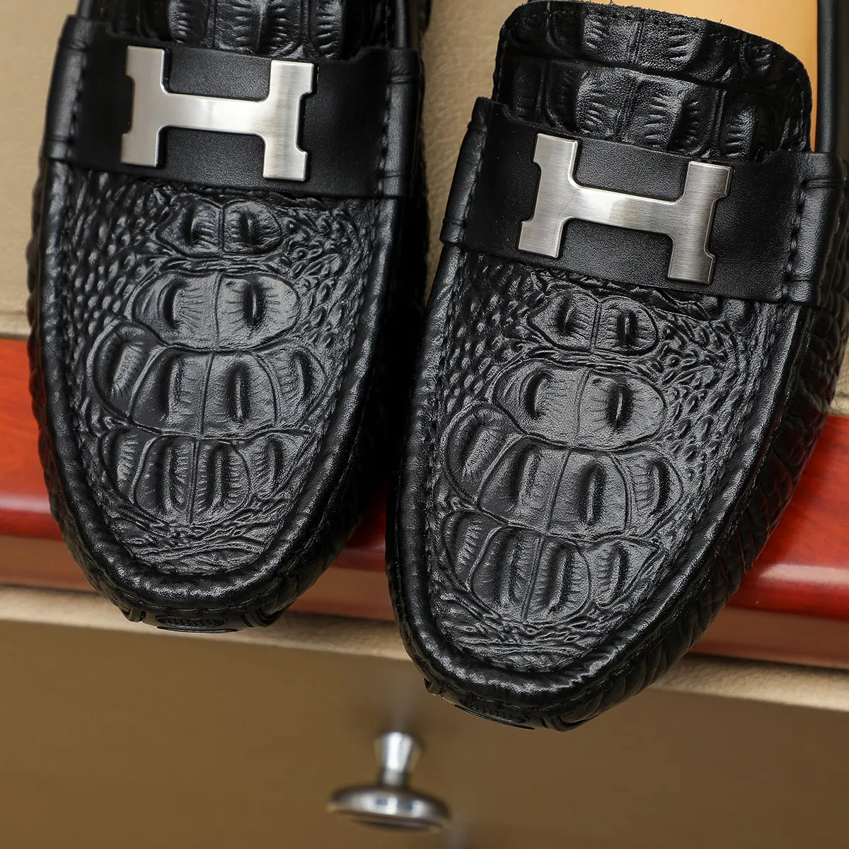 Men's shoes 💰360 🕷🕷【HERMES】The same style as Hermès counters🇨🇳Classic slip-on shoes 1:1 mold opening💯Original quality🍓Using imported first-layer cowhide🍅Pigskin lining🌶🌶Super high-end men's leather shoes🇨🇳Solid and stable Very special🍇 Color, optional! Code number 38-45……